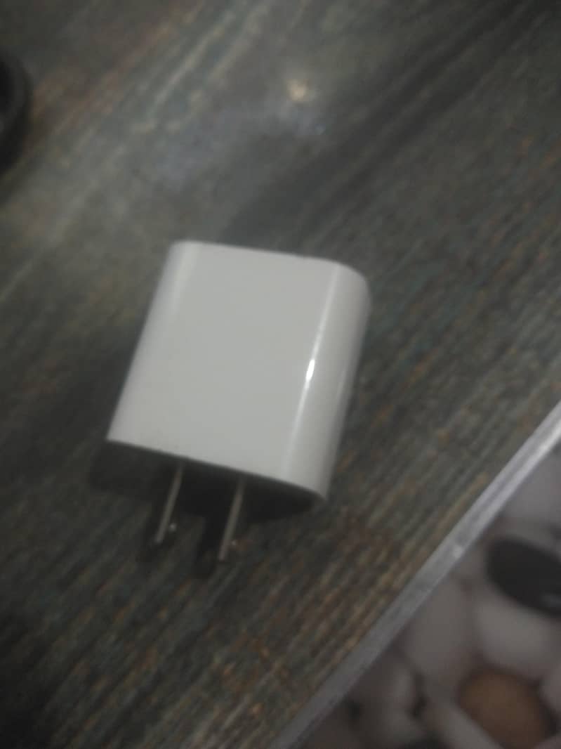 iphone adapter 1
