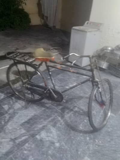 Atlas cycle black  colour