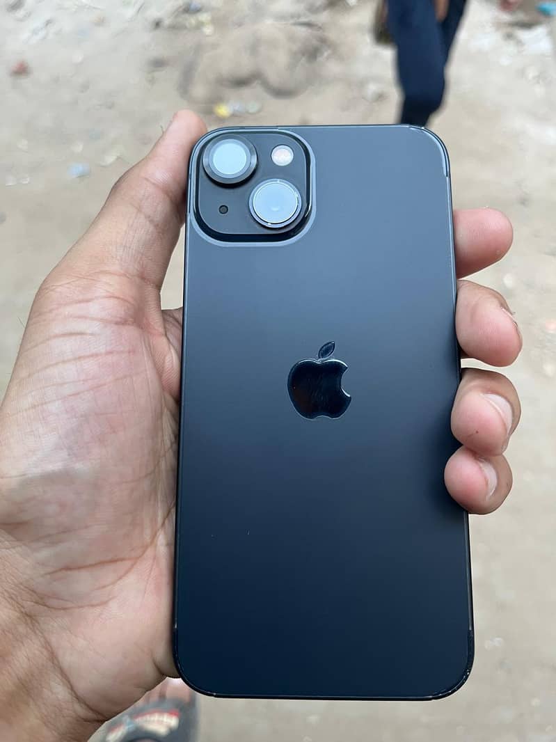Apple iPhone 13 3