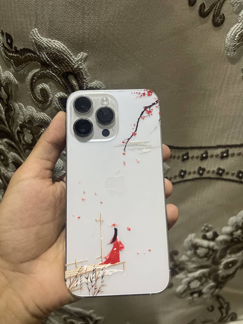 Apple iPhone 14 Pro Max 0