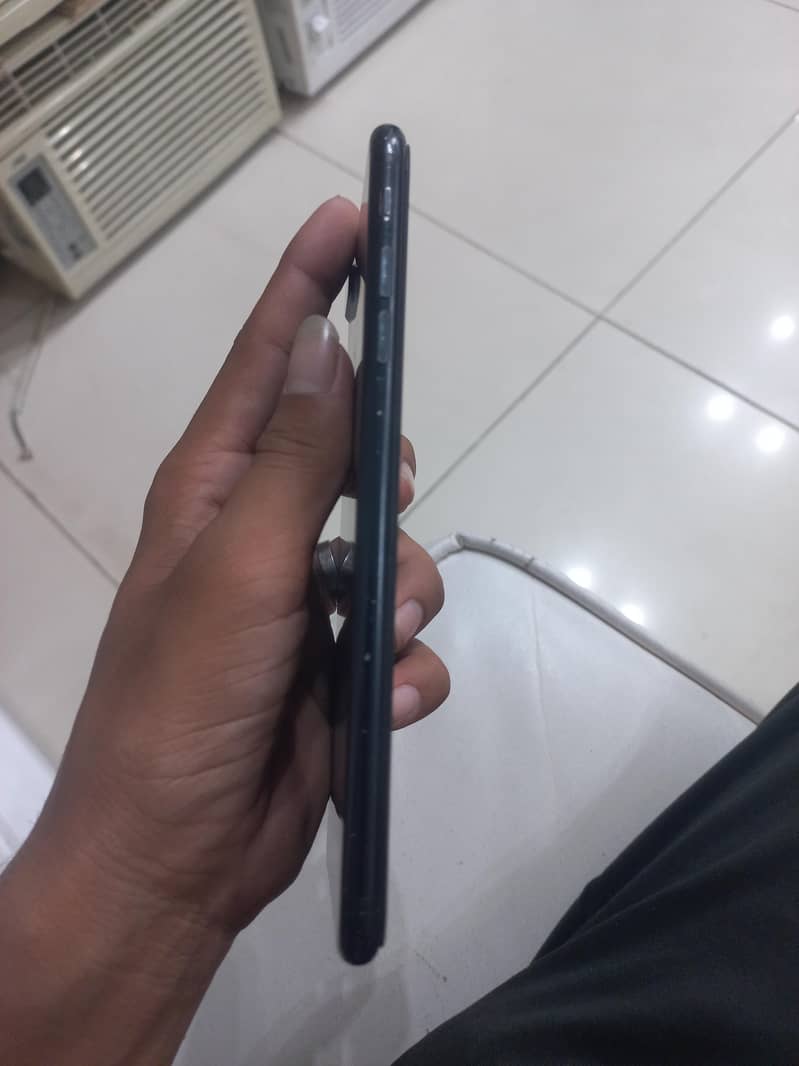 Apple iPhone 7 Plus 4