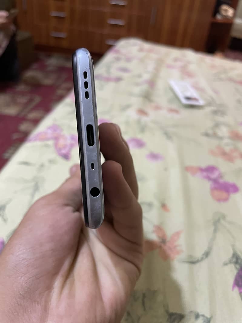 OPPO A54 6