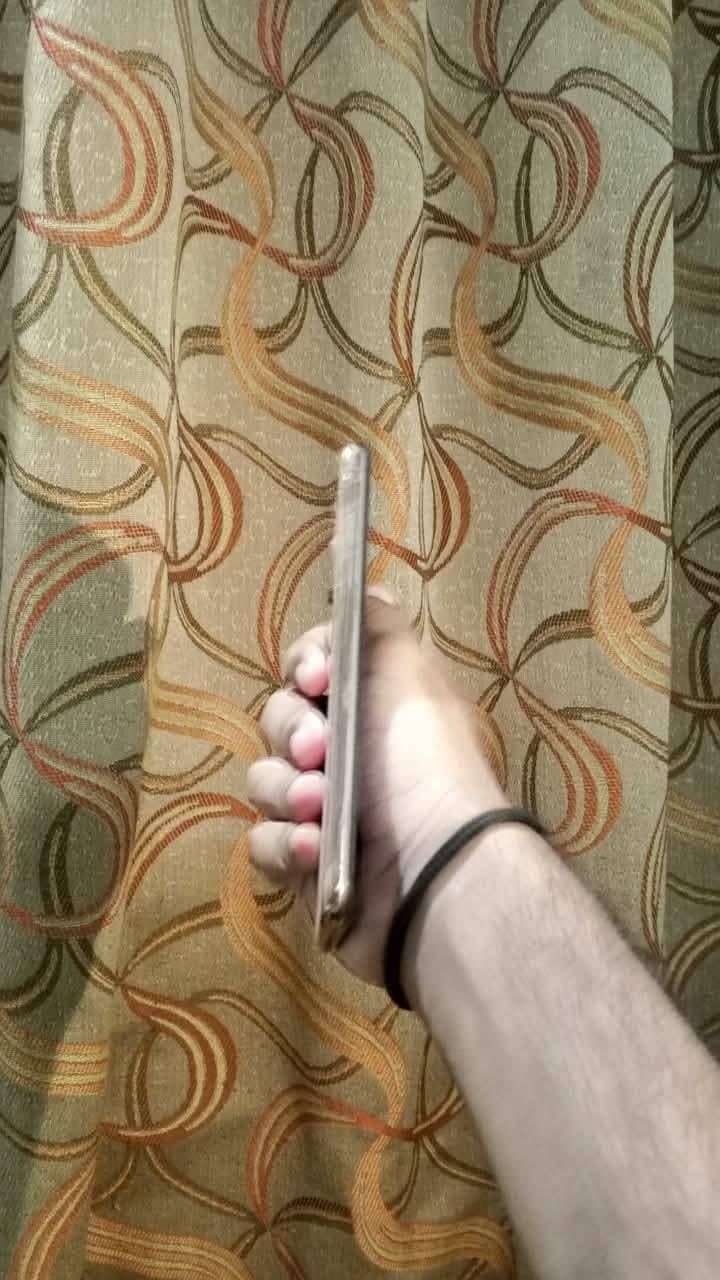 Apple iPhone XS 4
