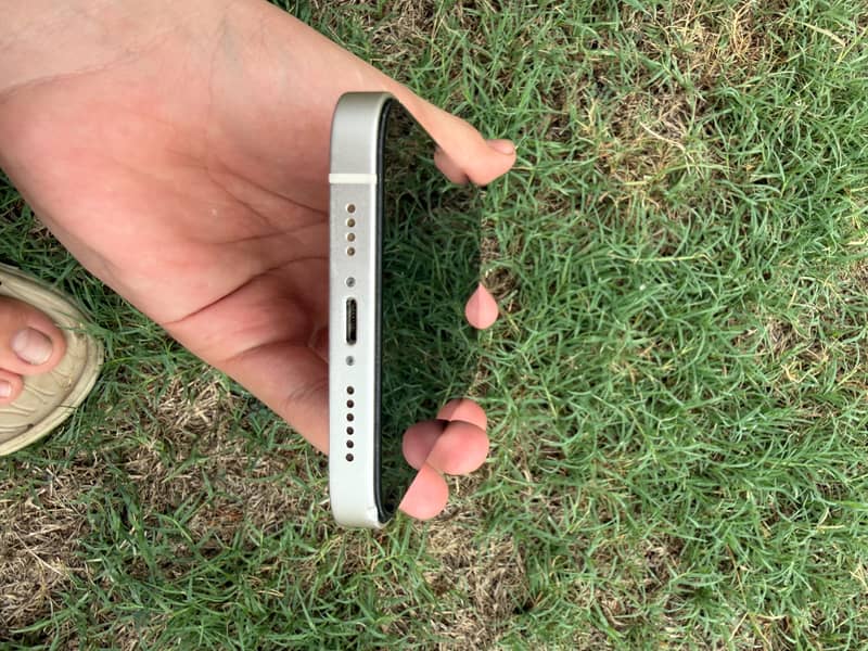 Apple iPhone 14 plus 0