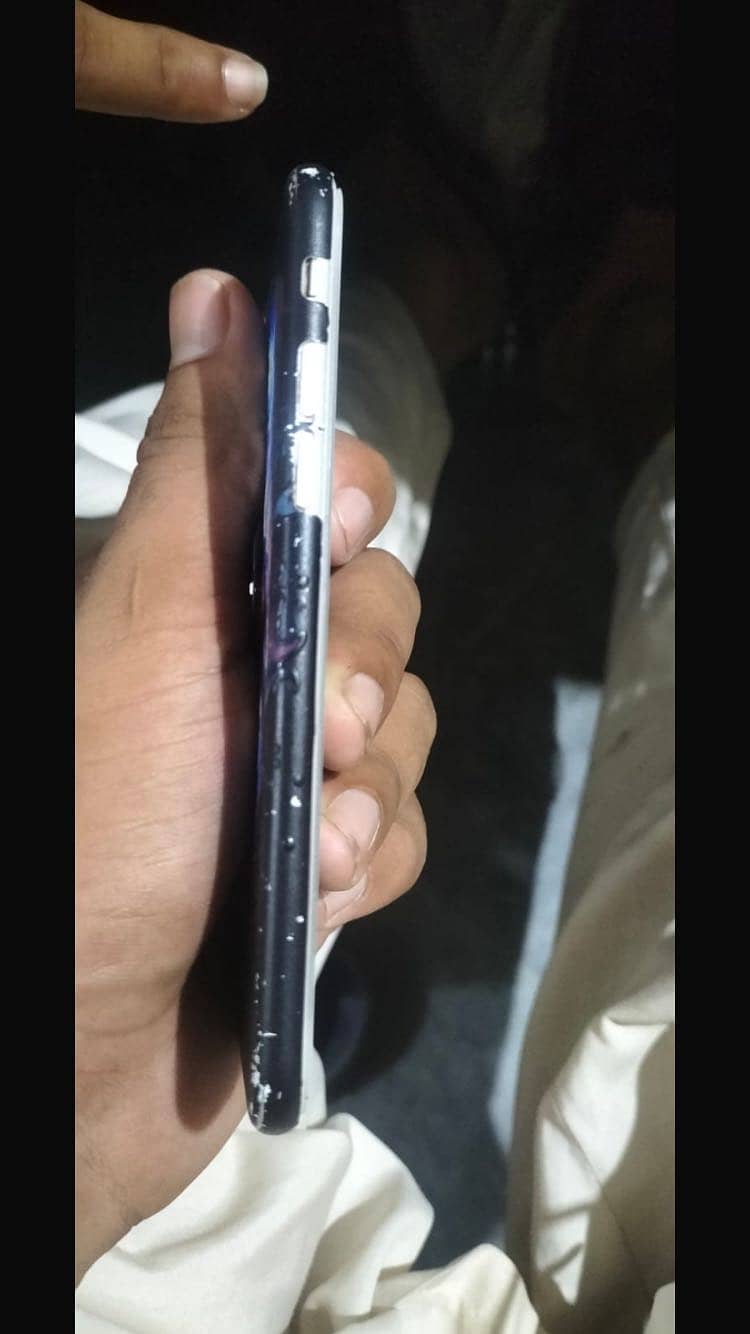 Apple iPhone 6S 3