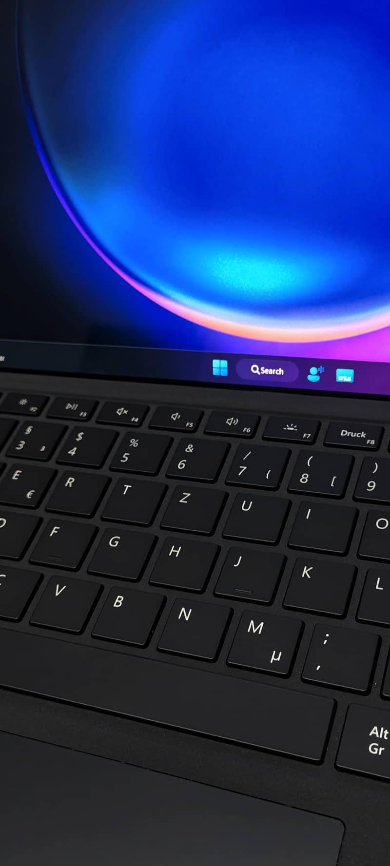 Microsoft Surface Pro 5  i5 7th generation 4