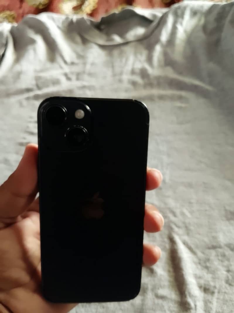 Apple iPhone 14 3