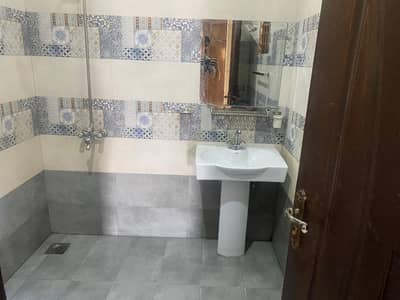 2.5marla 1bed flat for rent in dawood residence