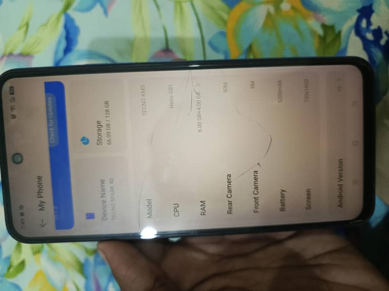 Tecno spark 40 8