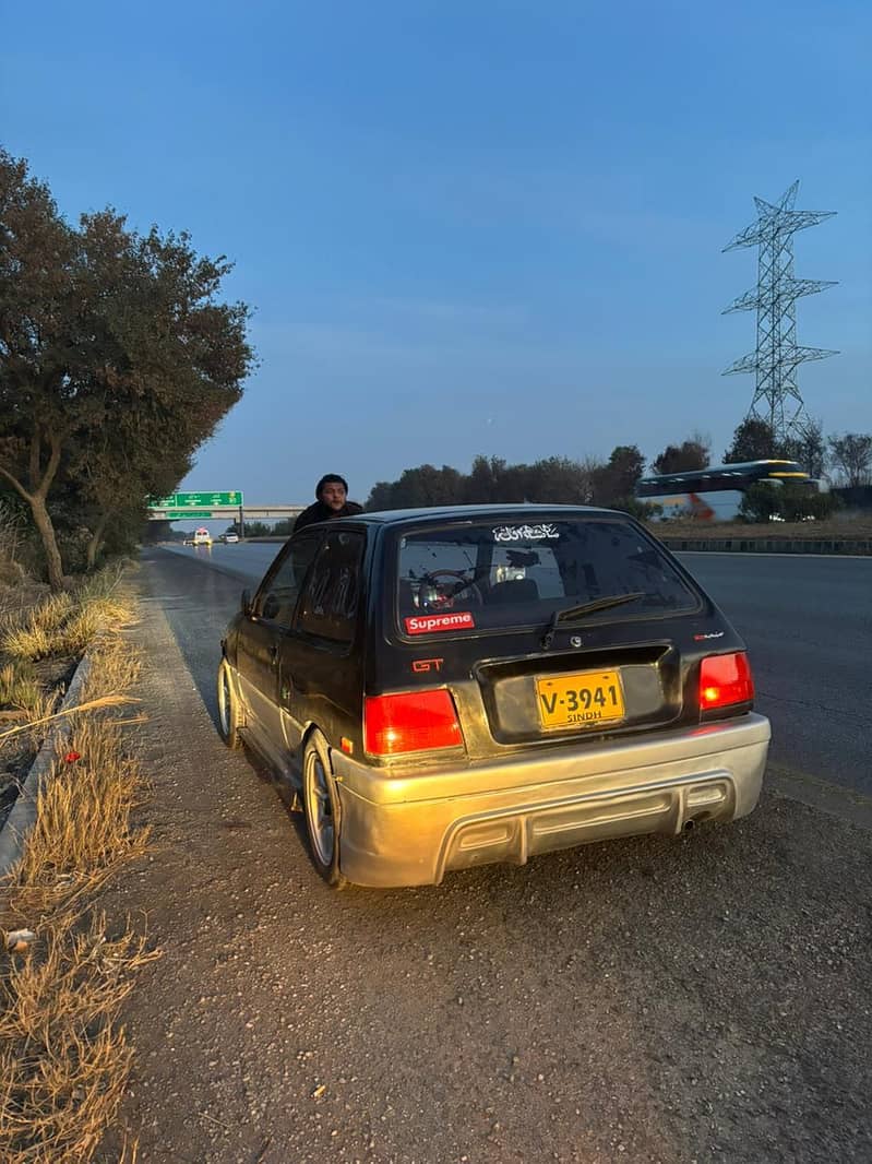 Suzuki Swift 1986 3