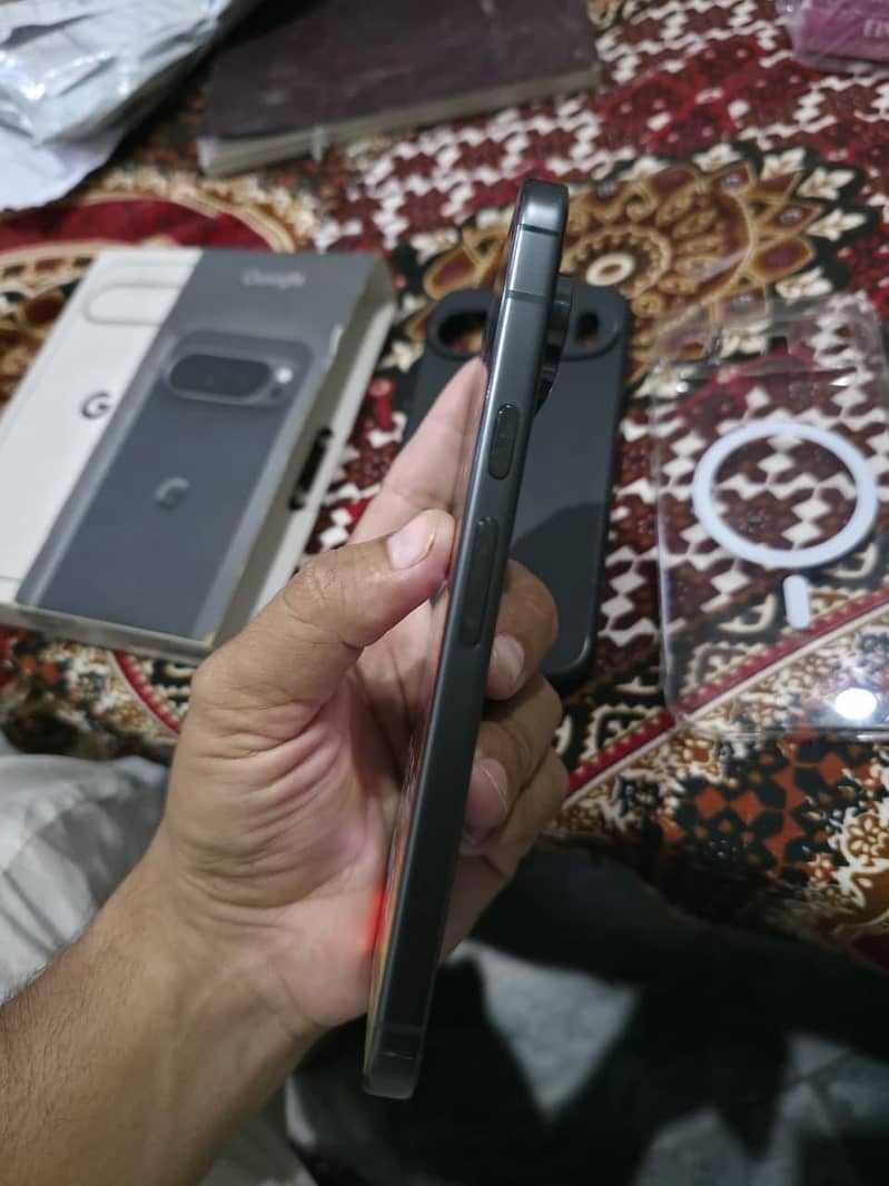 Google Pixel 10 Pro XL 4
