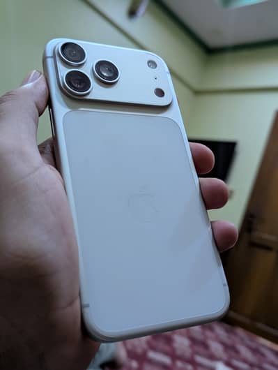 iPhone 17 pro max