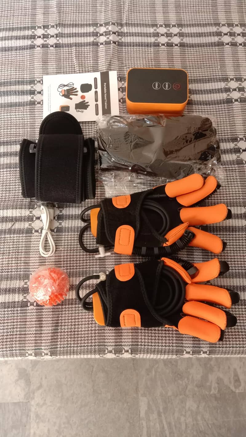 Portable Hand Trainer Hand Function Training 1