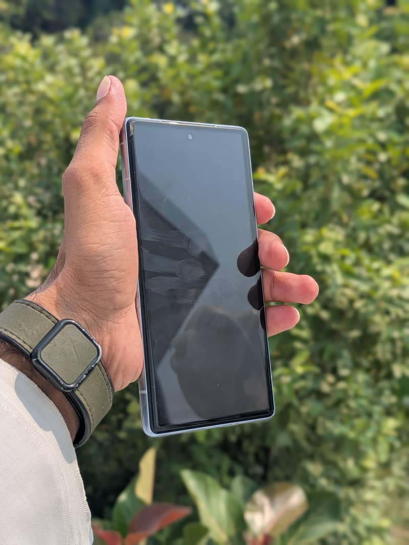 Mobile 4