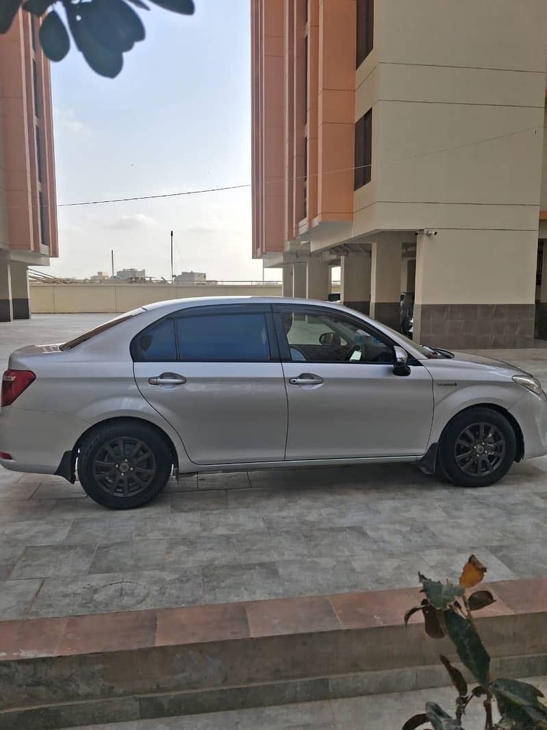 Toyota axio 2017 5