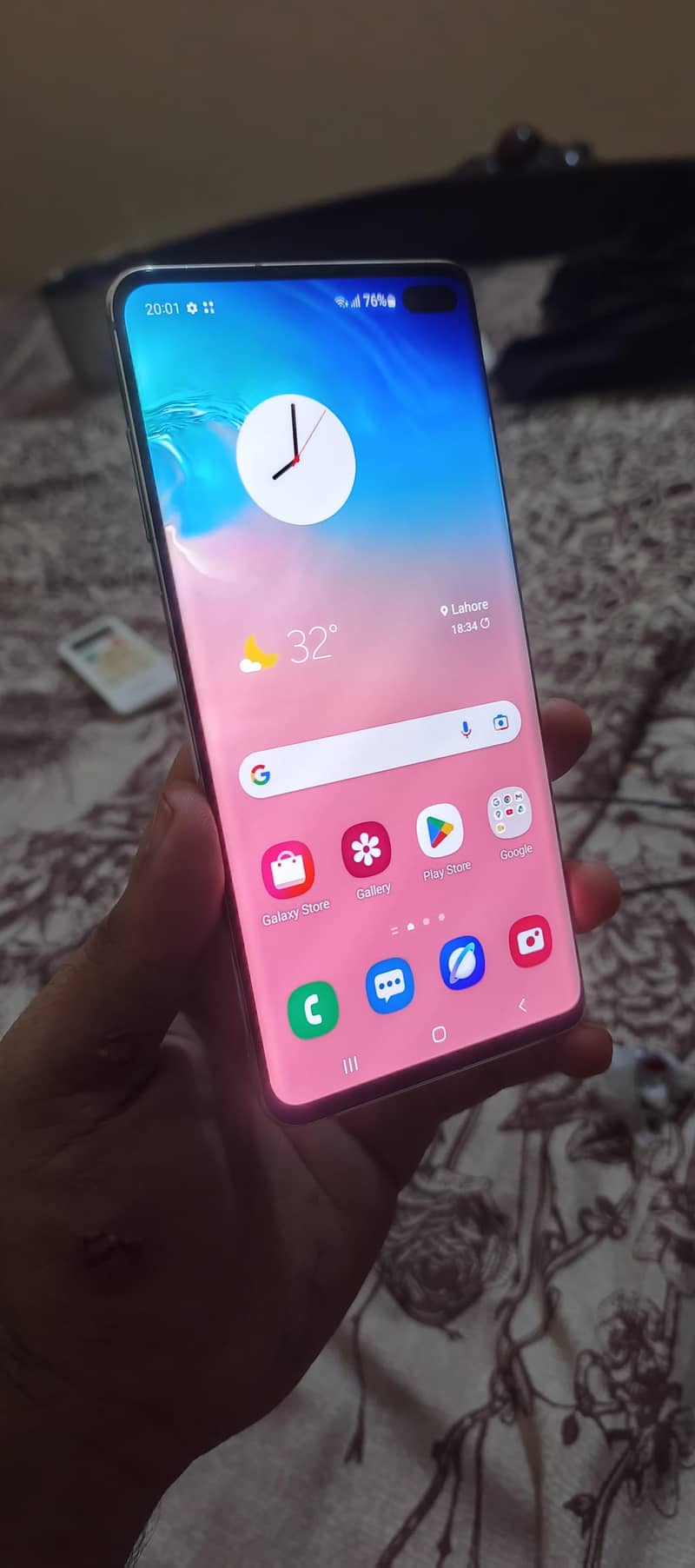 Samsung Mobile S10 Plus 7