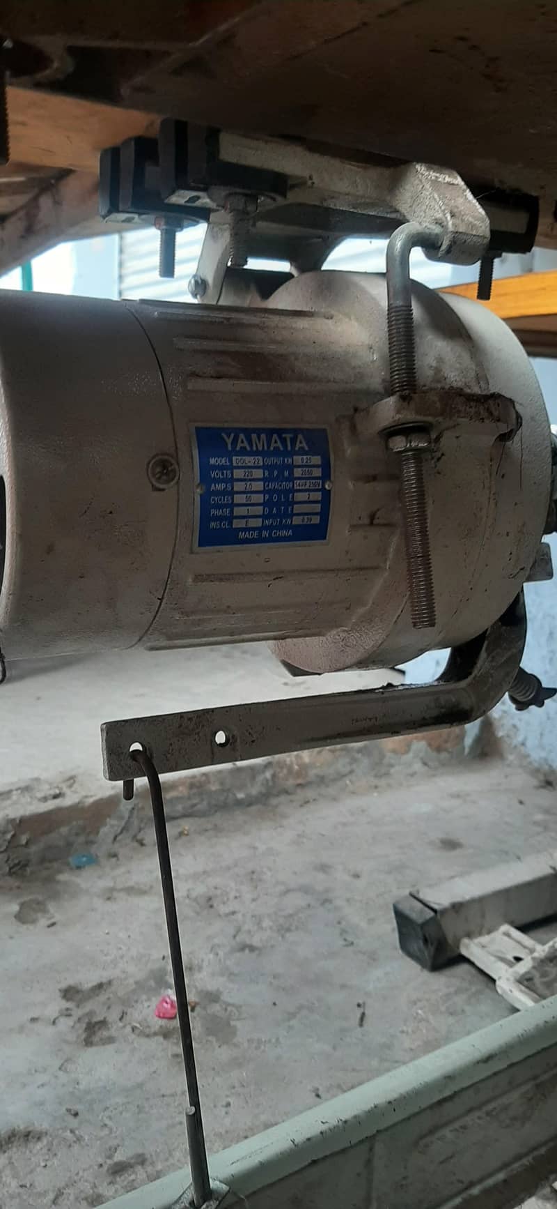 Rs. 40.000                فروخت کے لیے 747F اوورلاک مشین مکمل سیٹ پشاور 6