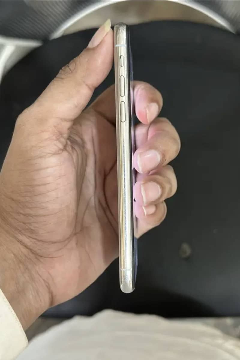 Apple iPhone X 1