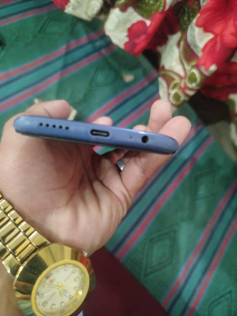Redmi Note 9*  4