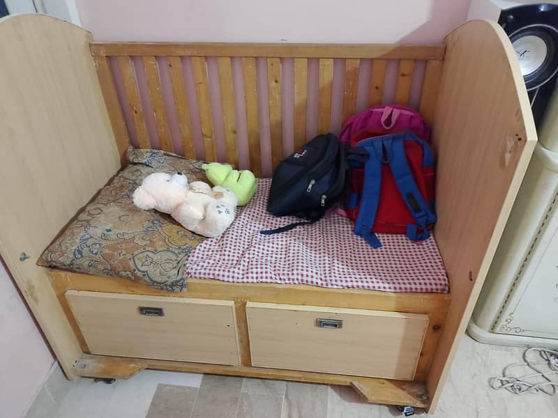 baby Cot 2