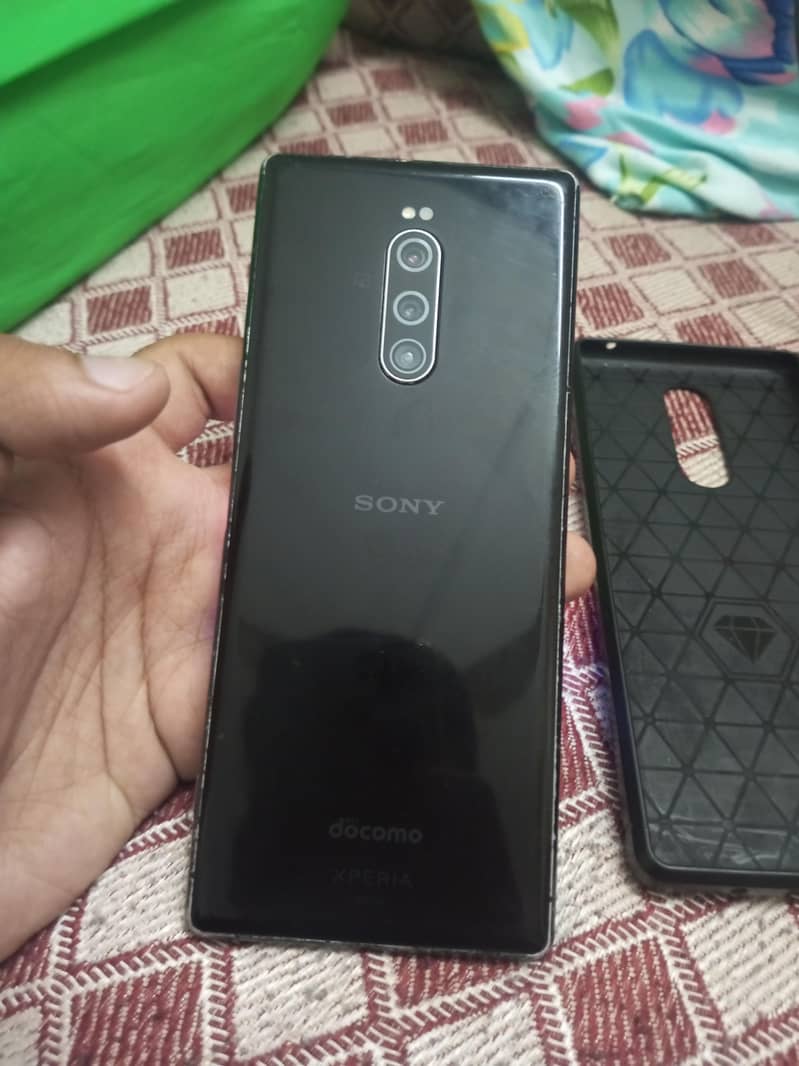 Sony Xperia 1 1