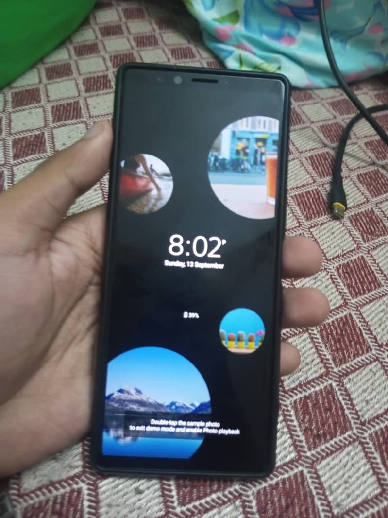 Sony Xperia 1 6