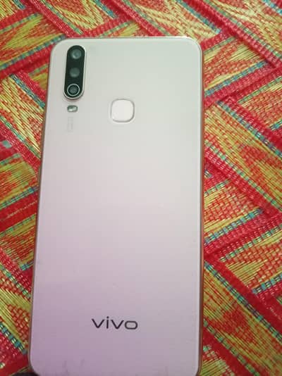 Vivo Y17