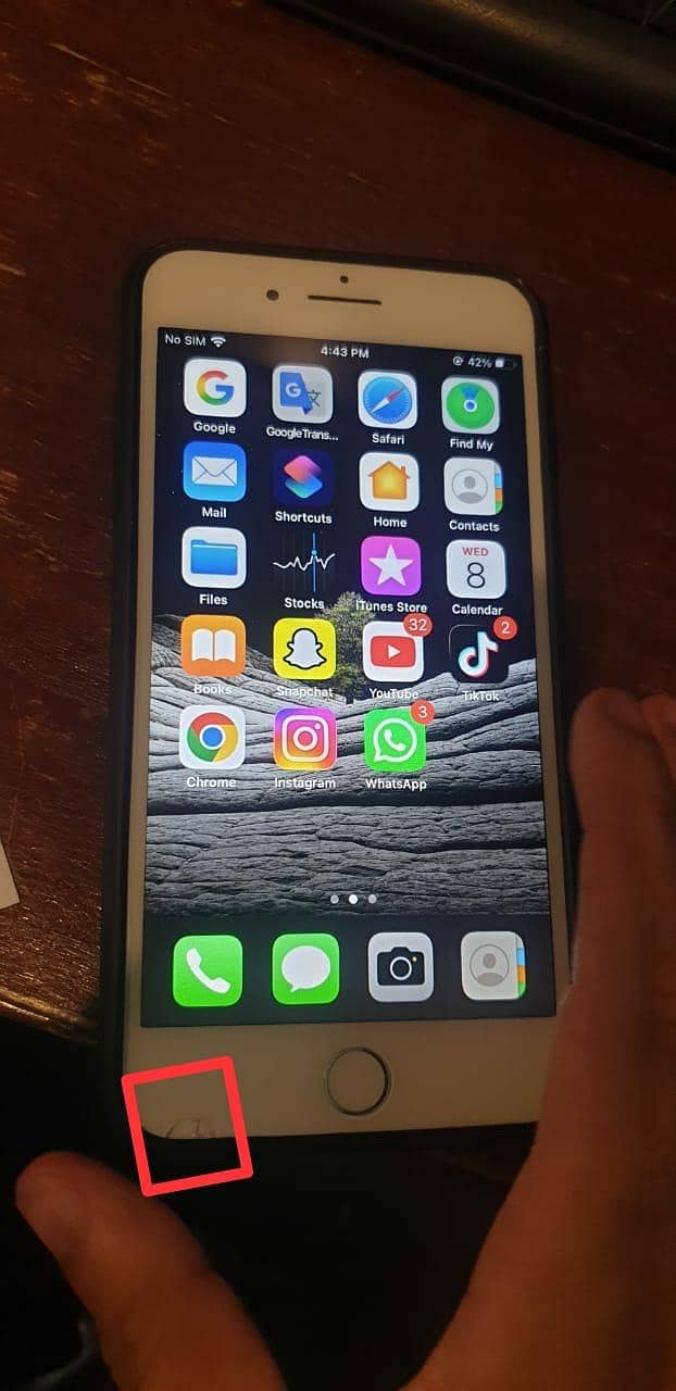 Apple iPhone 7 Plus 0