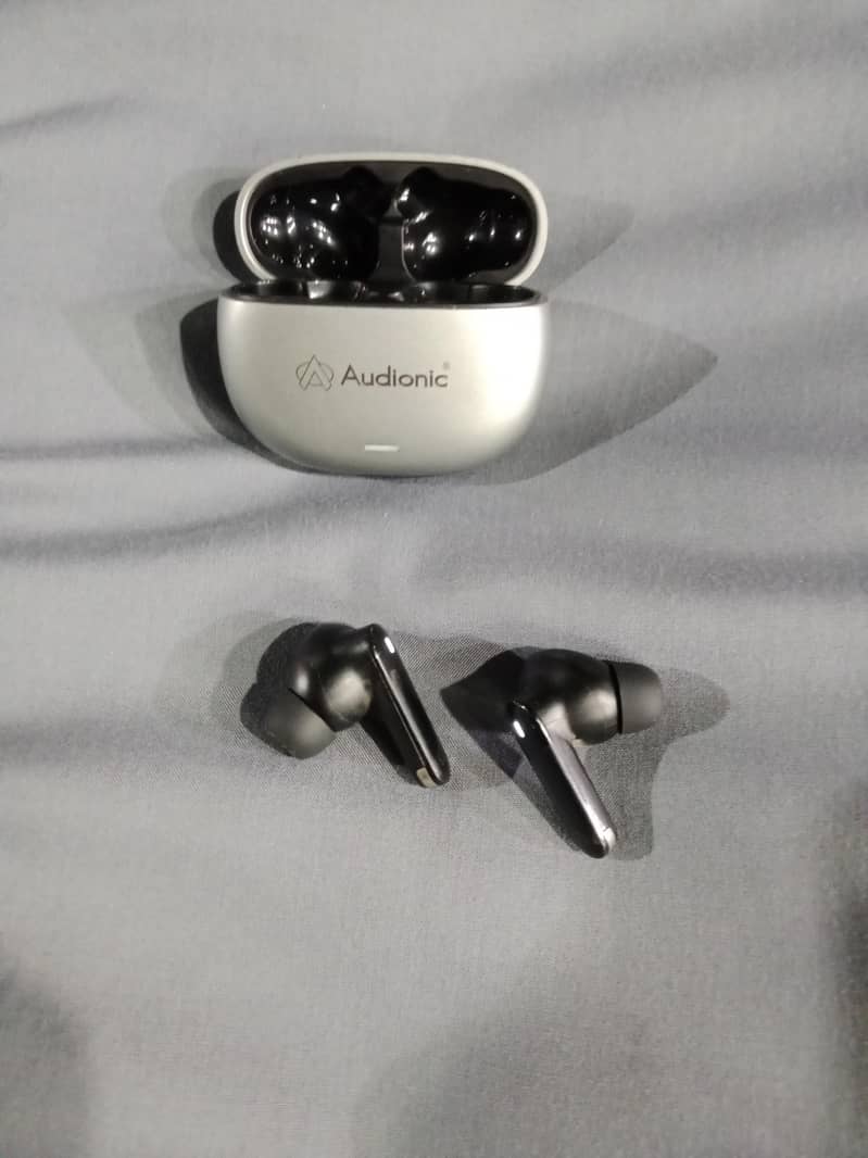 Audionic earbuds 3