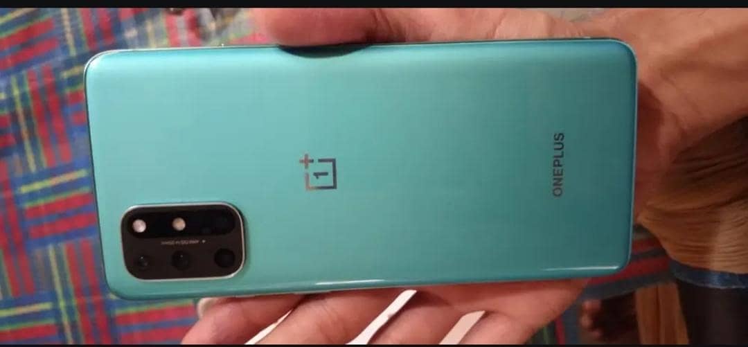 One Plus 8T 1