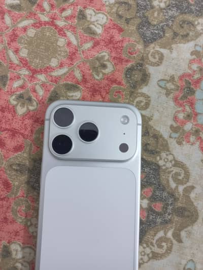 Apple iPhone 17 PRO |  512GB | Silver | Almost New Bought from UK