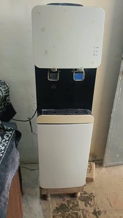 PEL Water Dispenser Model 135 | Hot & Cold |