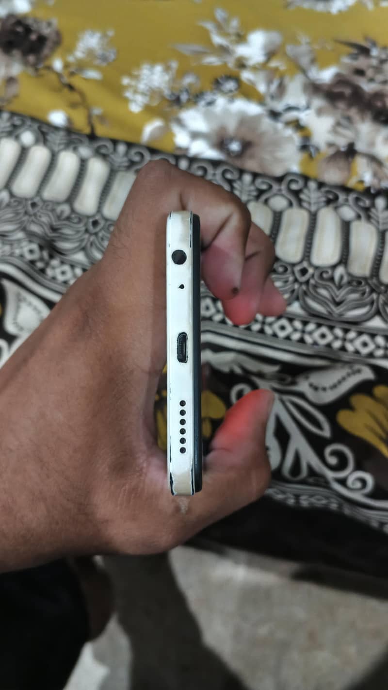 Infinix smart 7 6