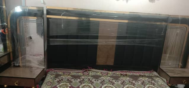 Brend New furniture 10/10 Condition New Disain