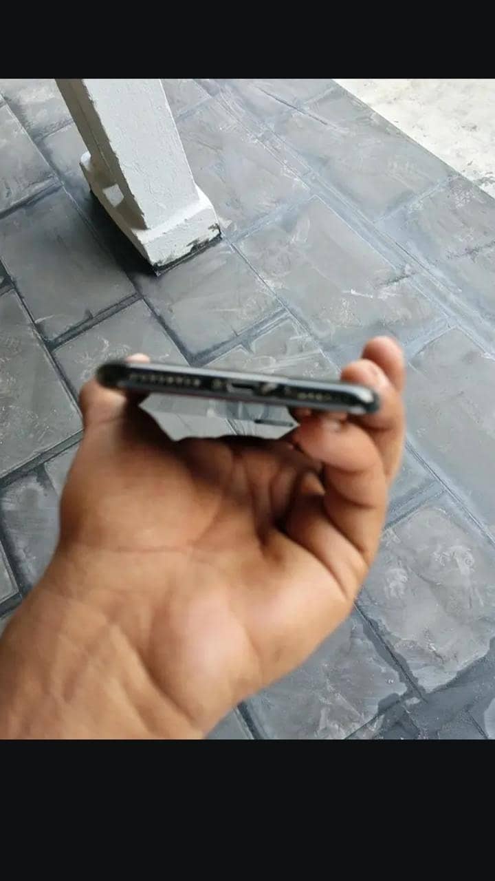 Apple iPhone 7 Plus 1