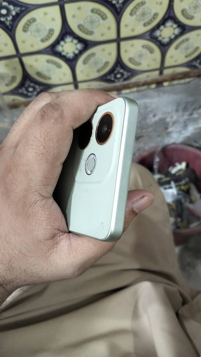 OPPO A5 Pro 1