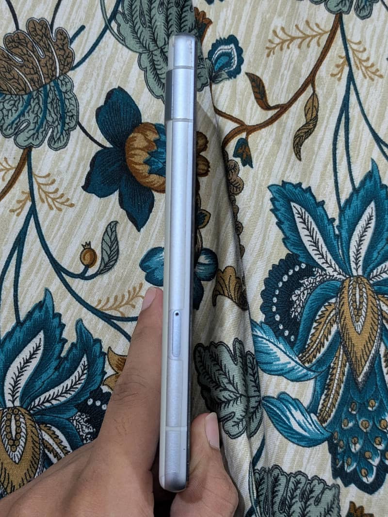 Google Pixel 7a 1