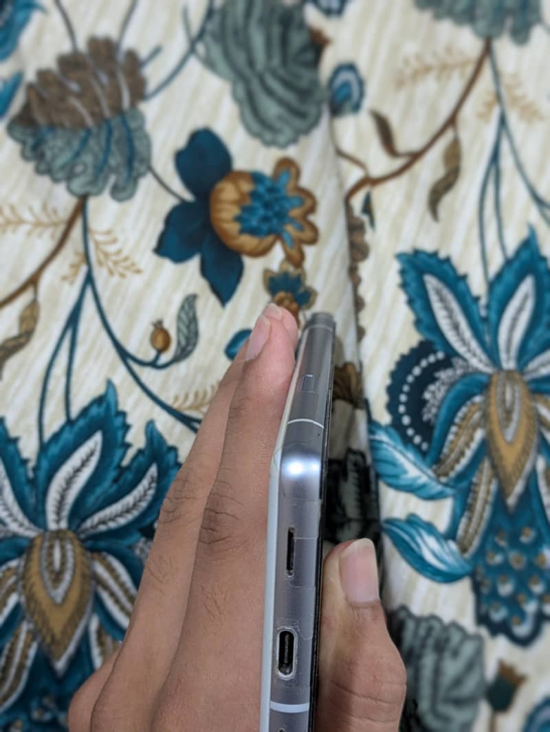 Google Pixel 7a 3