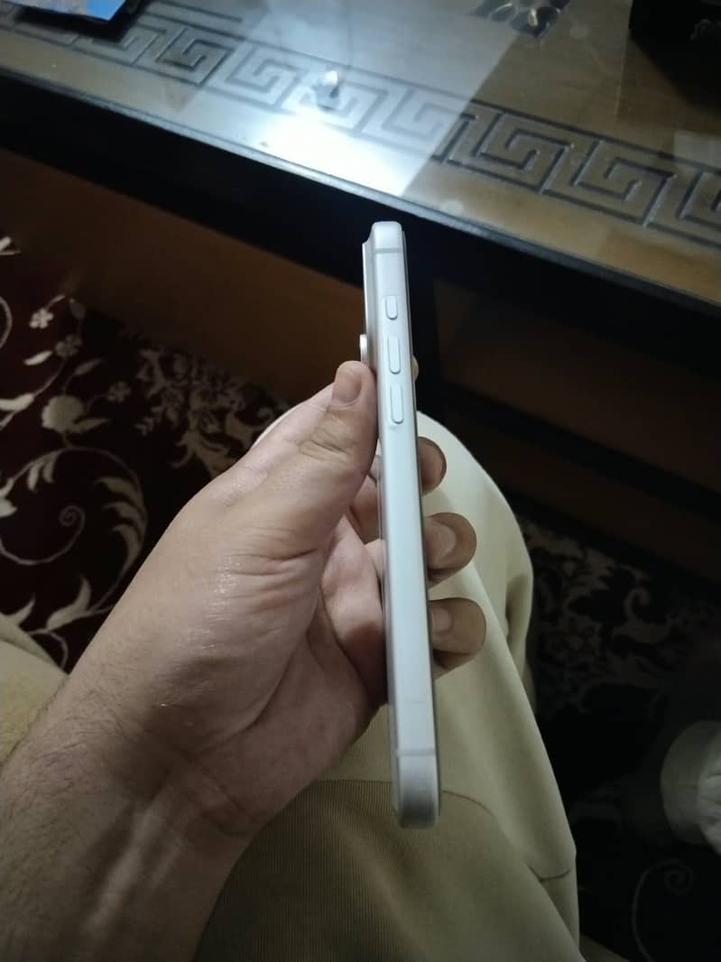 Apple iPhone 17 Pro Max 3