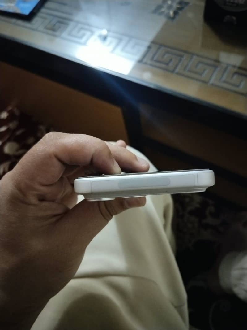 Apple iPhone 17 Pro Max 5