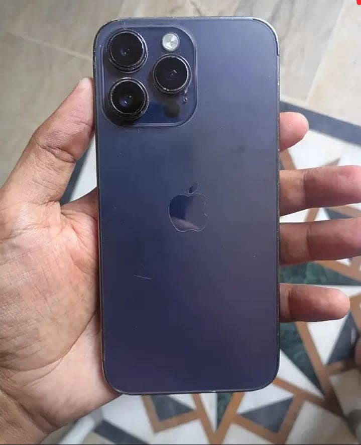Apple iPhone 14 Pro Max 0
