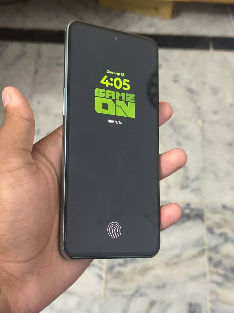 One Plus 10T 1