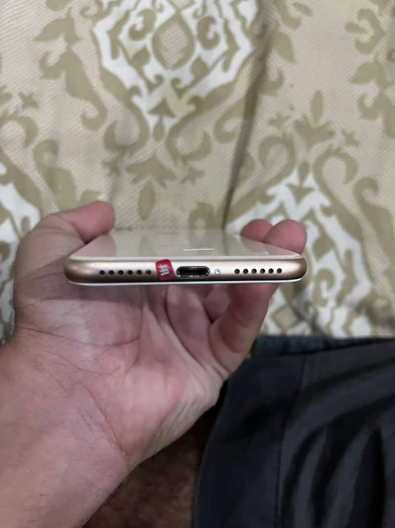 Apple iPhone 8 2