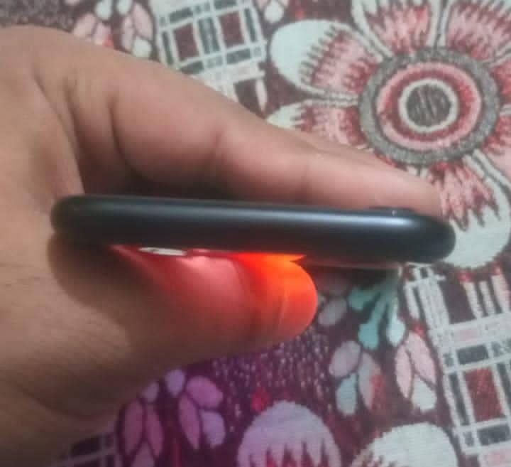 Iphone SE 2nd Generation 5