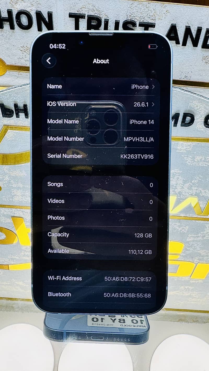 Apple iPhone 14 11