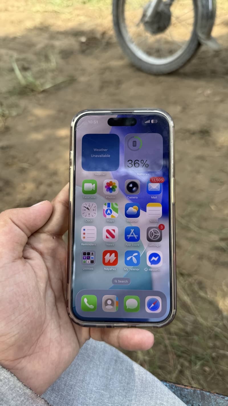 Apple iPhone 15 Pro 2