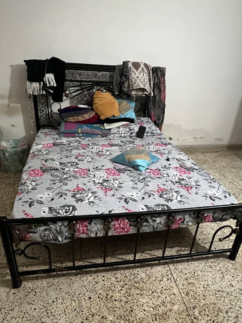bed with dressing 3
