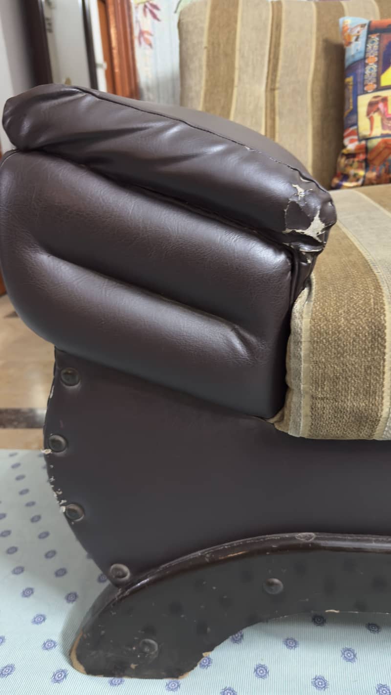 7 seater sofa set 0