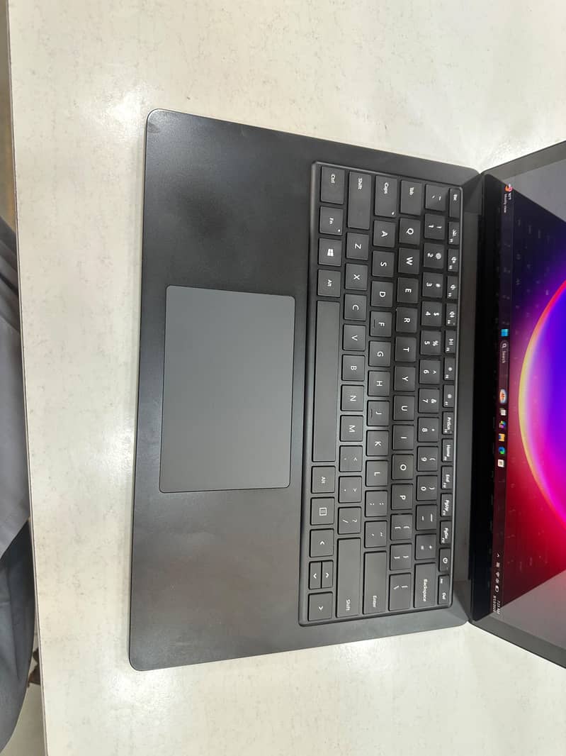 proline laptop store 5