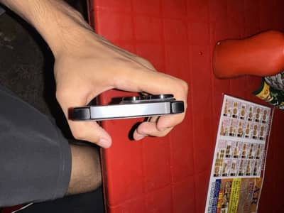 Apple iPhone 14 Pro jv